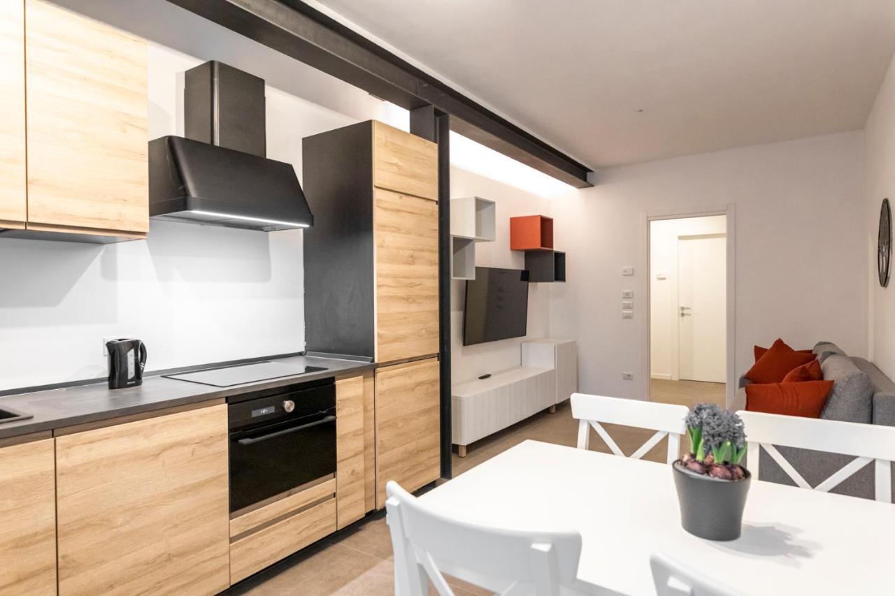 Verona Urban Apartment ภายนอก รูปภาพ