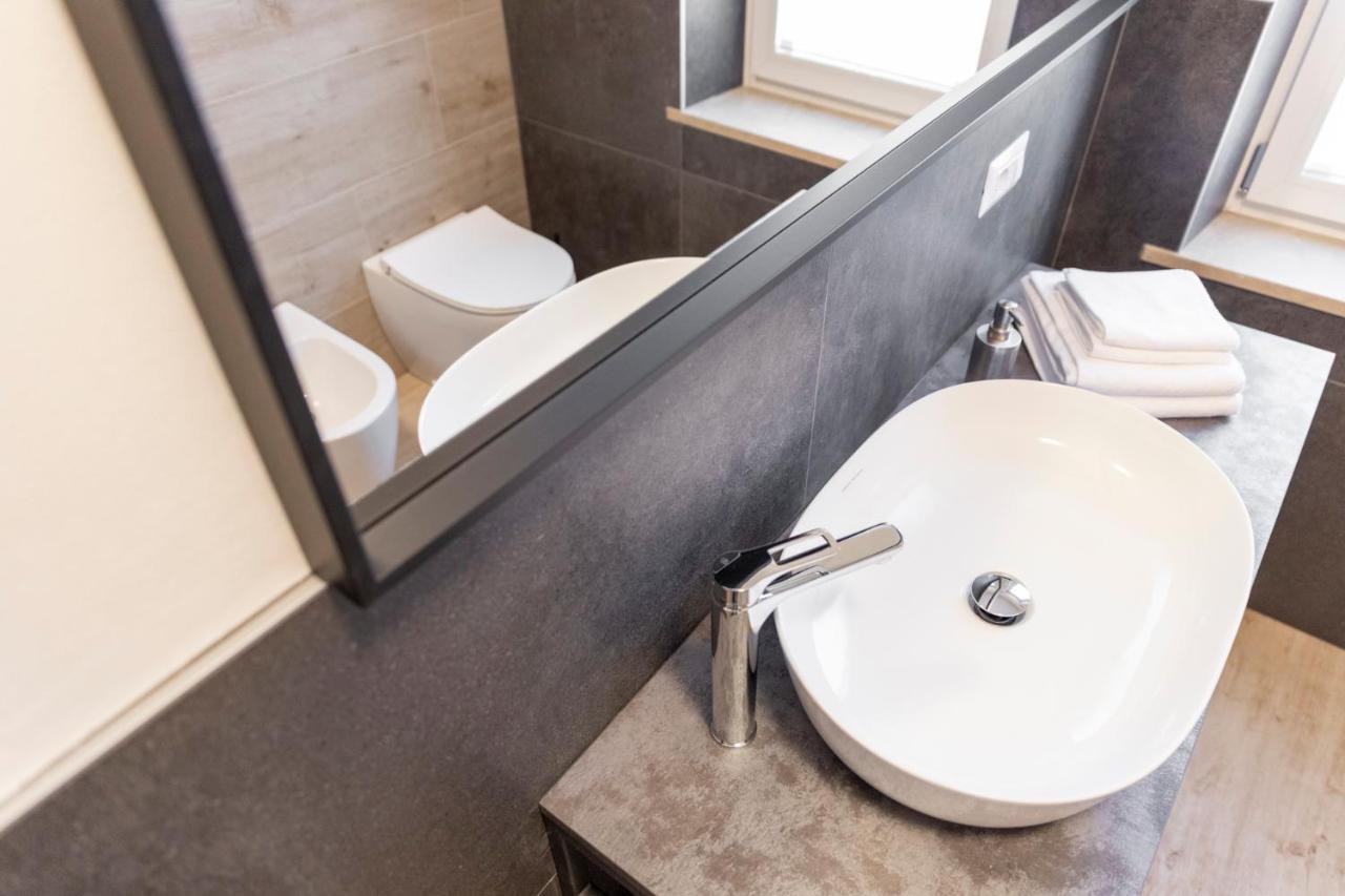 Verona Urban Apartment ภายนอก รูปภาพ