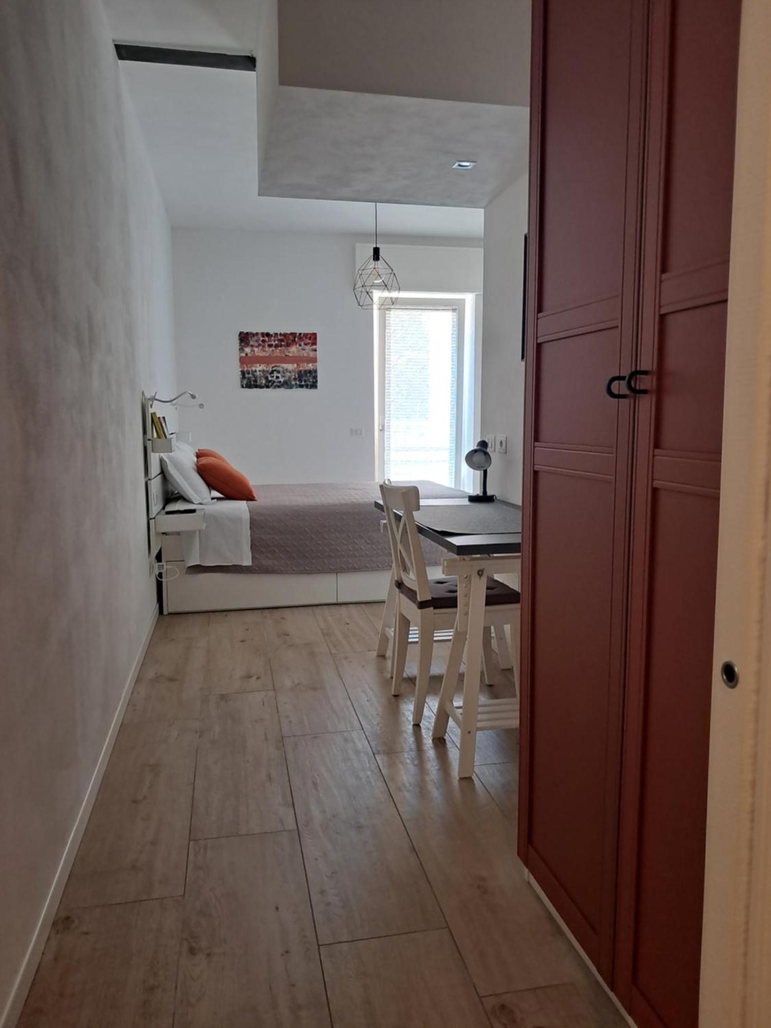 Verona Urban Apartment ภายนอก รูปภาพ